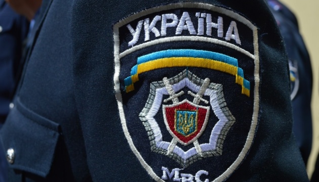 Dans la région de Kyiv, des policiers auraient tiré sur un petit garçon de 5 ans
