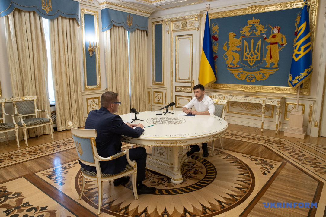 ゼレンシキー大統領、バカーノウＳＢＵ臨時長官代行と会談　２週間での活動報告提出を要求