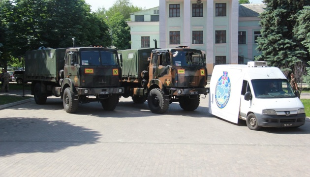 Латвія передала на Донбас 20 тонн гуманітарного вантажу