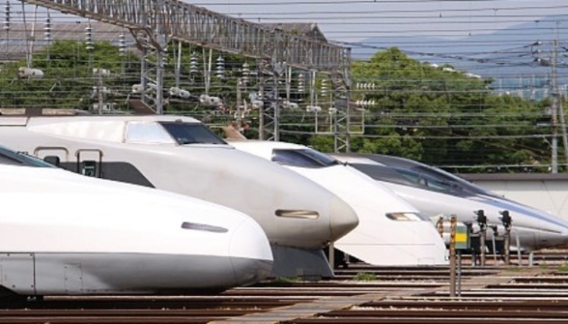 У японських експресах з'являться вагони для віддаленої роботи