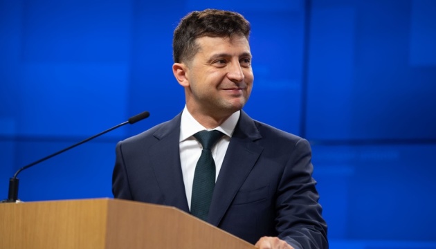 Zelensky vows to develop ties with IMF, EU, NATO