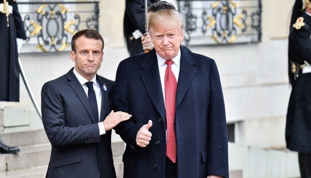 Trump y Macron hablaron sobre Ucrania en una reunión en Normandía