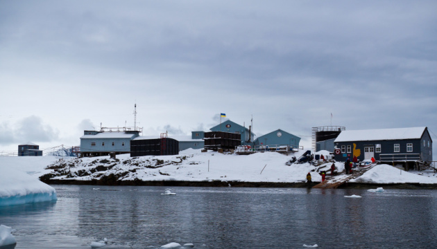 Склад української антарктичної експедиції збільшили через кліматичні зміни