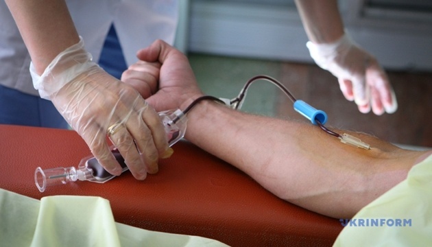 Центри крові п'яти міст потребують всіх груп крові - МОЗ