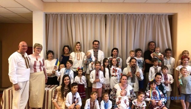 Українська група розвитку дитини «Веселка» з Берліна провела благодійний концерт