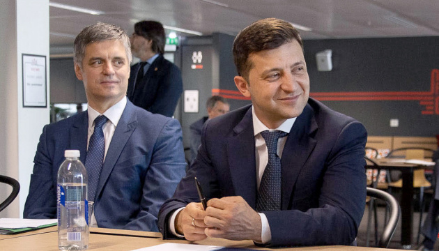 Zelensky invites French business leaders to Ukraine