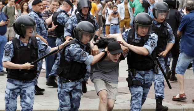 Плевать они хотели на журналистов. И кремлевская власть, и россияне Плевать они хотели на журналистов. И кремлевская власть, и россияне