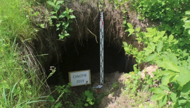 У Суботові знайшли ймовірну могилу Хмельницького