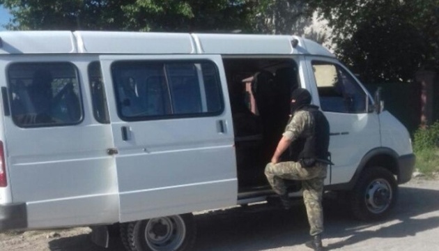 В окупованому Криму проходять нові обшуки за двома адресами