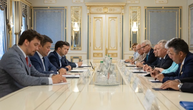 Zelensky meets with YES Supervisory Board members