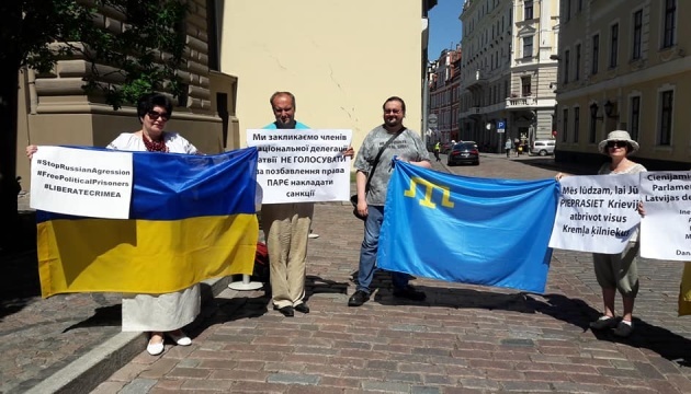 Rally in support of convicted Crimean Tatars held in Riga. Photos