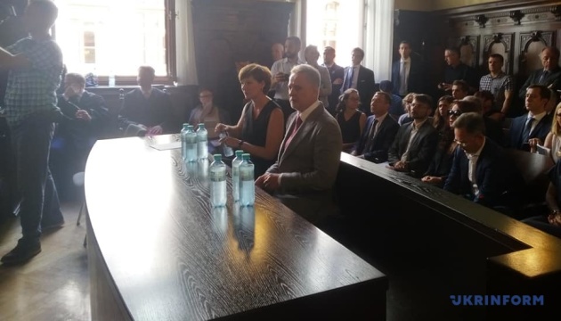 Суд в Австрії остаточно закрив справу про екстрадицію Фірташа до США