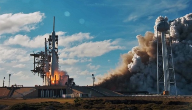 SpaceX відправить на МКС паростки канабісу