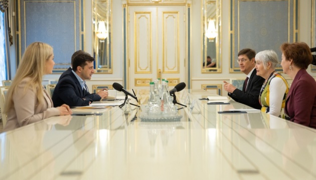 Zelensky se reunió con la presidenta de la Asamblea Parlamentaria de la OTAN