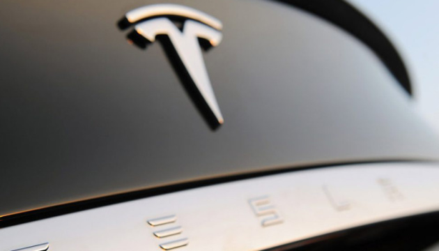 Estaciones de carga de Tesla en Ucrania pueden aparecer hasta 2020 