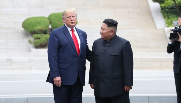 Трамп зустрівся із Кім Чен Ином на кордоні двох Корей