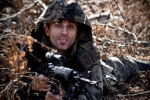 Sniper Deki who turned into a journalist