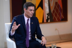 Прем'єр Іспанії оголосив про розпуск парламенту і назвав дату дострокових виборів