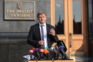 Зеленський дуже добре володіє інформацією в усіх ключових сферах — Данилюк