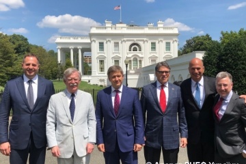 Секретар РНБО зустрівся у США з Болтоном і Волкером