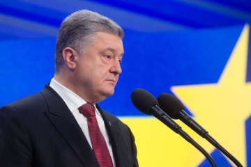 Порошенко на запрошення євродепутатів їде до Страсбурга