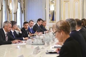 Zelensky se reúne con embajadores de los países del G7 y jefes de las misiones de la UE y la de la OTAN