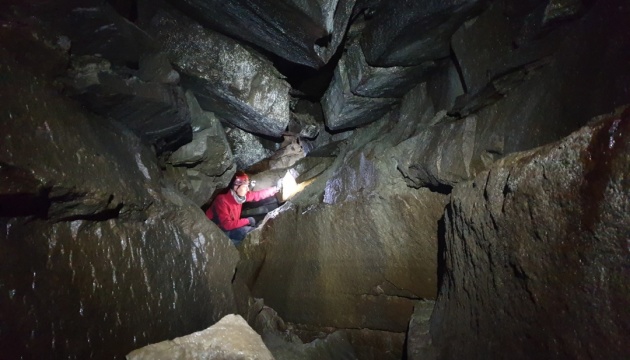 На горі Піп Іван знайшли унікальну печеру