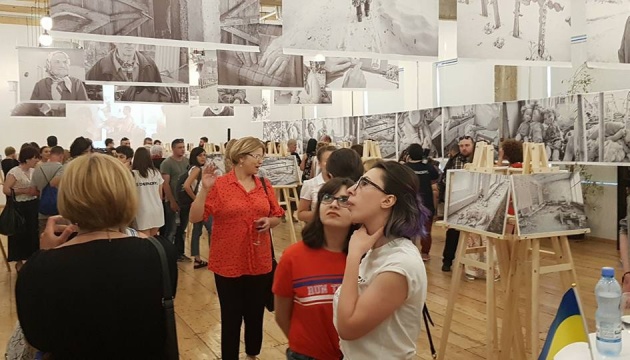 У Тбілісі відкрилася виставка 