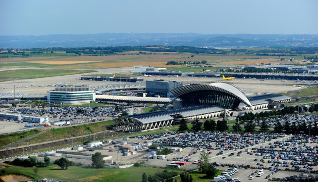 Аеропорт Женеви почав коректно писати назву української столиці