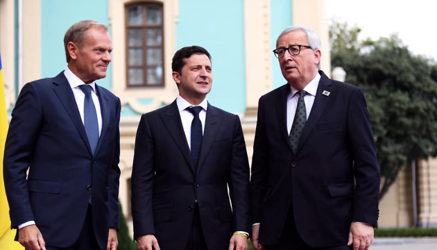 Gipfel Ukraine-EU beginnt in Kyjiw - Fotos
