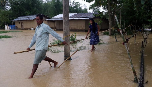 Кількість загиблих від повеней в Індії сягнула майже 150 