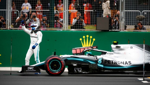 Формула-1: Боттас виграв кваліфікацію Гран-прі Великобританії