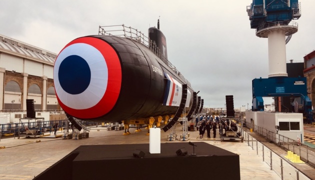 Во Франции показали атомную подводную лодку нового поколения