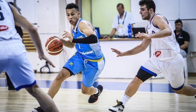 Збірна України обіграла баскетболістів Сербії на чемпіонаті Європи U20