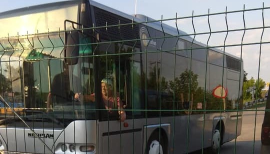 У Станиці для літніх та осіб з інвалідністю пустили автобус “дорогою життя”