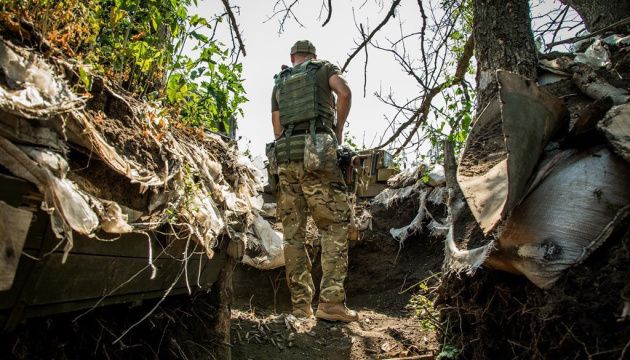 Okupanci w Donbasie strzelali na pozycje Sił Zbrojnych Ukrainy z moździerzy zabronionych kalibrów 