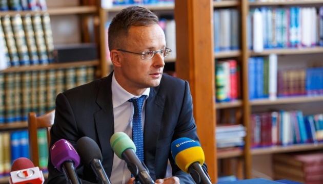 Угорщина висунула Україні умови зняття вето на переговори з НАТО