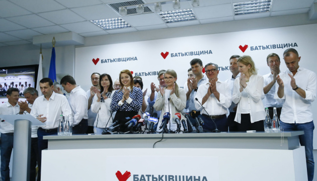 Timoschenko: Batkiwschtschyna ist bereit zur Koalition mit zwei Parteien 
