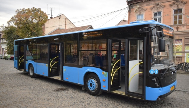 В Ужгороді з 1 серпня подорожчає проїзд в автобусах