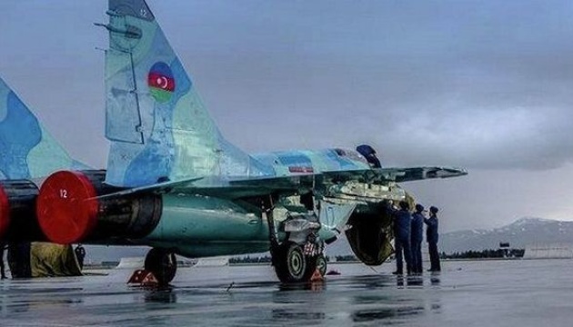 ВПС Азербайджану призупинили польоти після катастрофи МіГ-29