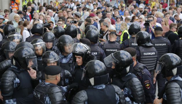 У Москві - сотні затриманих на акції за чесні вибори