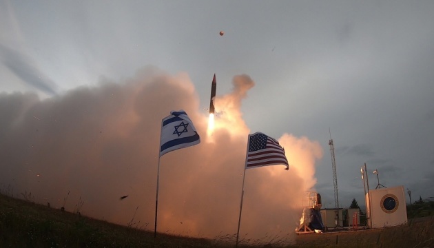Ізраїль і Штати випробували систему ПРО, що може перехоплювати ракети в космосі