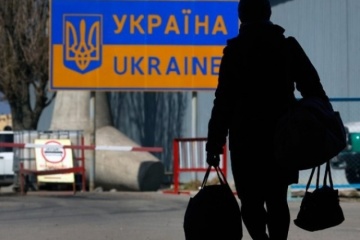 Понад 3 млн українців працює за кордоном на постійній основі - Мінсоцполітики