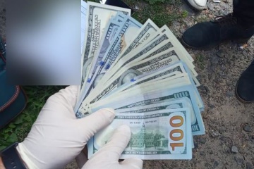 У Луцьку поліція затримала посадовця Держекоінспекції на хабарі
