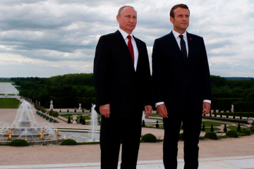 Макрон пов'язує можливе повернення Росії до G8 із ситуацією в Україні