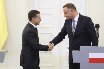 Zelensky, Duda discuss consequences of coronavirus and evacuation of Ukrainians