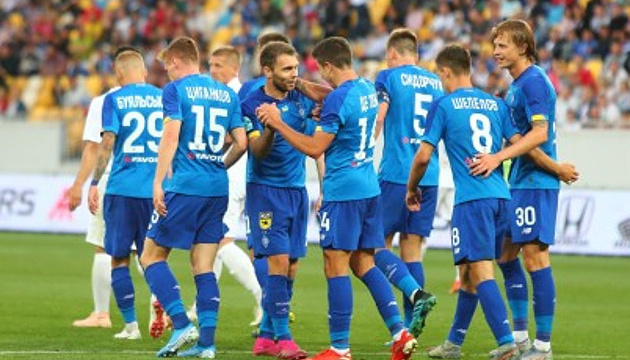 Футболісти київського “Динамо” проведуть зустріч із уболівальниками