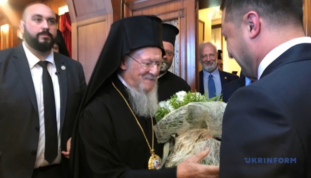 Ukrainian president meets with Ecumenical Patriarch in Istanbul