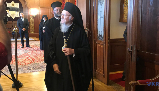 Patriarch Bartholomew blesses Ukrainians