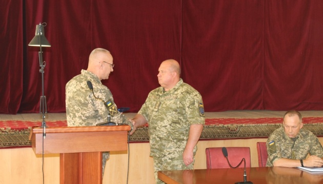 Особовому складу Сухопутних військ представили нового командувача
